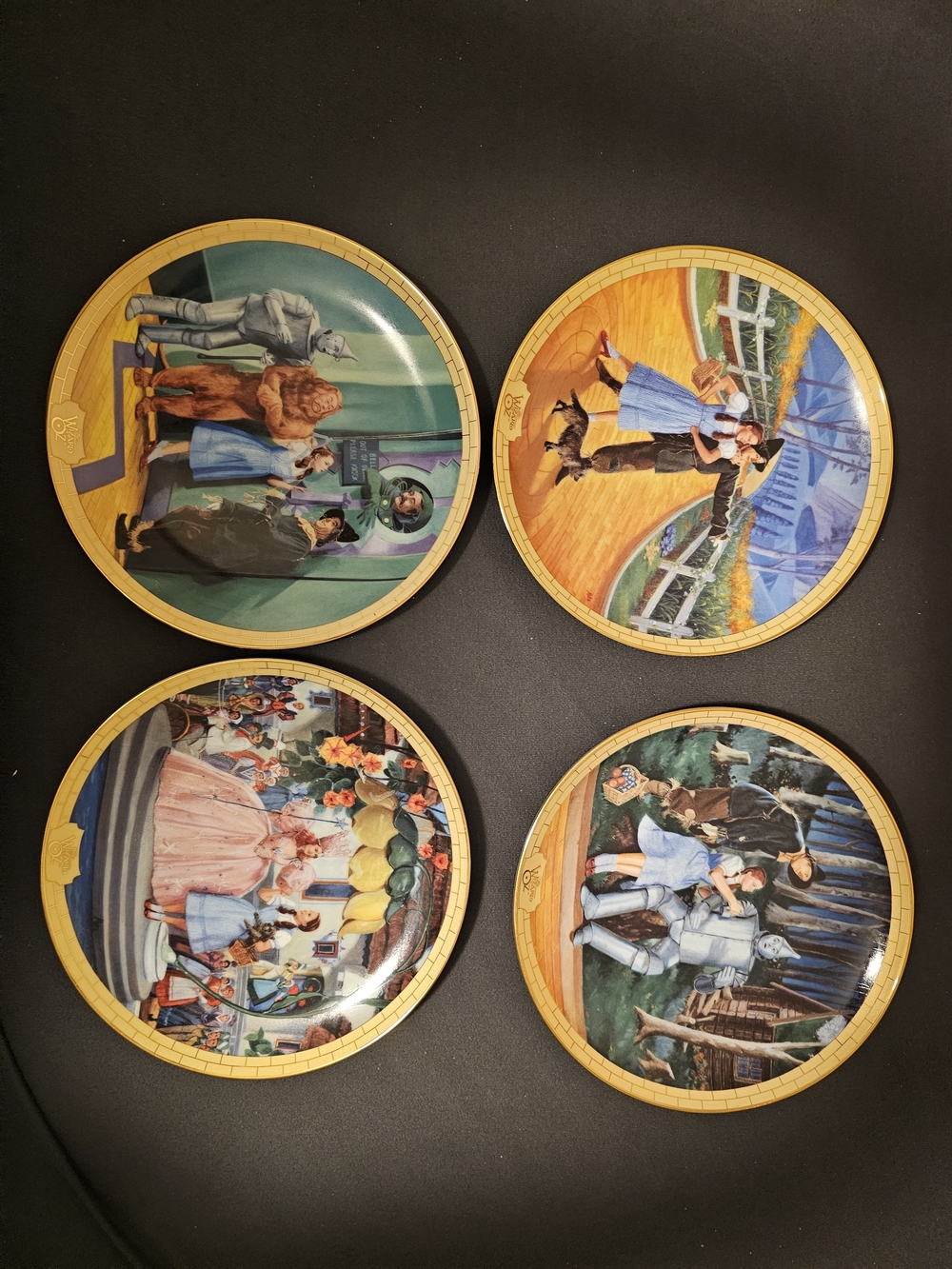 Set of 4 Wizard of Oz Bradford Exchange The Road to Oz Collector Plates 1997